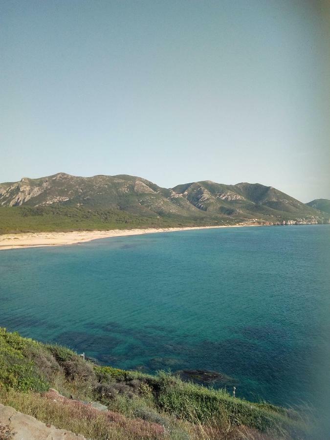 Al Mare, Al Sole, Si', Ma Nella Casa Del Minatore 부게루 외부 사진