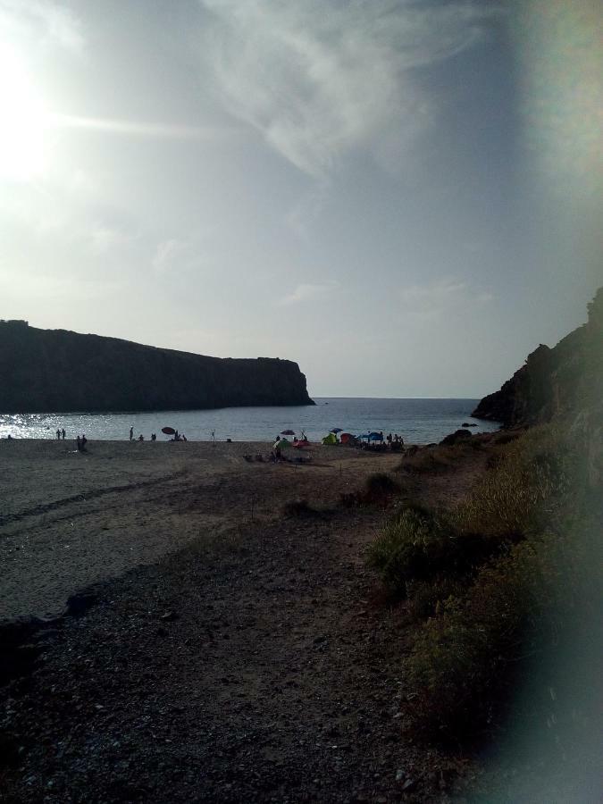 Al Mare, Al Sole, Si', Ma Nella Casa Del Minatore 부게루 외부 사진